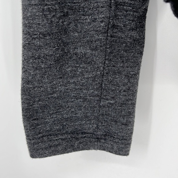 The North Face Long Sleeve Tee Heathered Gray Size XS - Picture 3 of 6